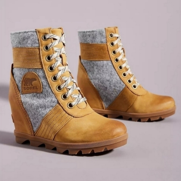 Sorel Women's Joan Of Arctic Wedge III Lexie Bootie In Taffy Gum - Picture 1 of 8